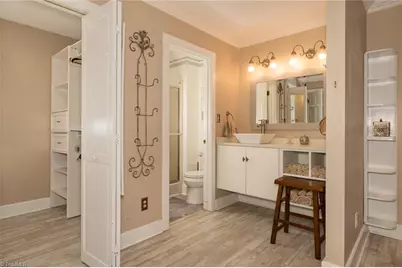 4204 Sunburst Drive, High Point, NC 27265 - Photo 25