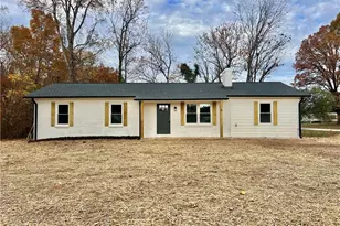 9 Walter St, Stony Point, NC 28678 - Photo 1