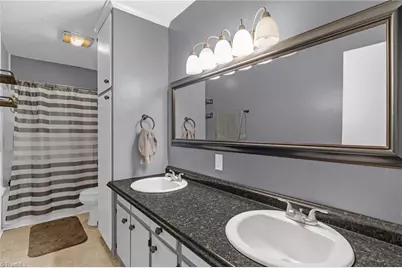 607 W Academy Street, Randleman, NC 27317 - Photo 17