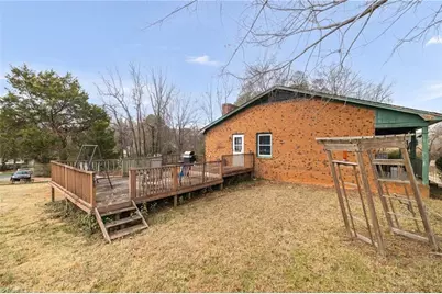 607 W Academy Street, Randleman, NC 27317 - Photo 27