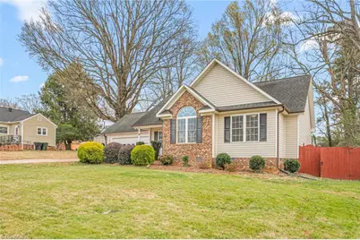 2106 Trail Five, Burlington, NC 27215 - Photo 3