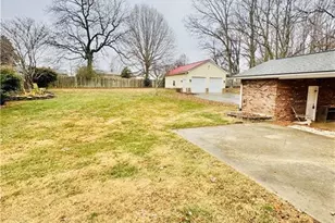 706 Crooked Run Rd, Rural Hall, NC 27045 - Photo 21