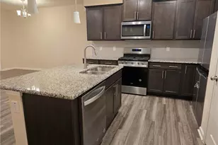 883 Falls Grove Trl, High Point, NC 27265 - Photo 5