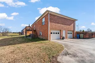 1100 Friedberg Church Rd, Winston-Salem, NC 27127 - Photo 27