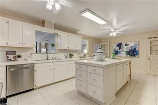 1104 Hobbs Rd, Greensboro, NC 27410 - Photo 13