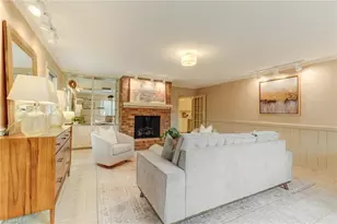 1104 Hobbs Rd, Greensboro, NC 27410 - Photo 17