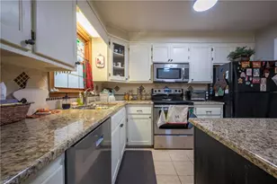 710 Saddle Dr, Pilot Mountain, NC 27041 - Photo 15