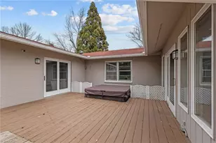 2009 Downing St, Greensboro, NC 27410 - Photo 31