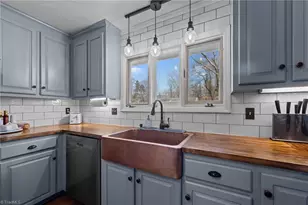 2009 Downing St, Greensboro, NC 27410 - Photo 7