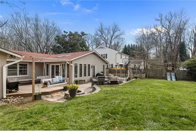 2009 Downing Street, Greensboro, NC 27410 - Photo 25