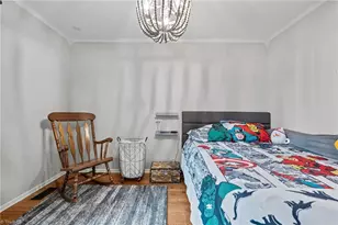 2009 Downing St, Greensboro, NC 27410 - Photo 17