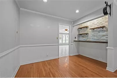 2009 Downing Street, Greensboro, NC 27410 - Photo 5