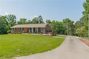 421 Dove Point, Lexington, NC 27295 - Photo 31