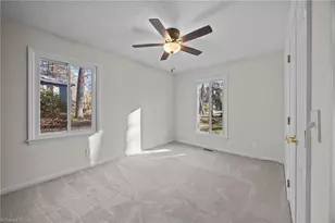 402 Eva Ln, Greensboro, NC 27455 - Photo 15