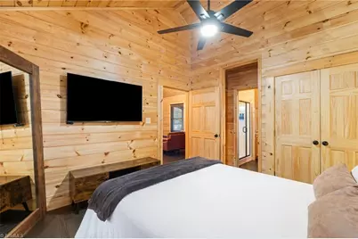 4627 Kernersville Road, Kernersville, NC 27284 - Photo 27