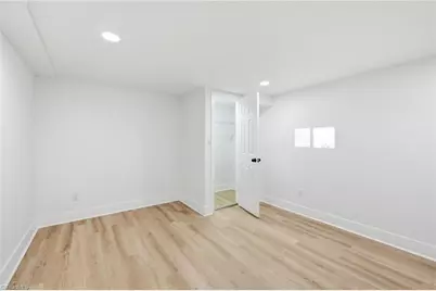 731 Quarterstaff Road, Winston-Salem, NC 27104 - Photo 39