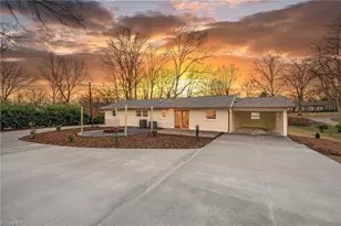 731 Quarterstaff Rd, Winston-Salem, NC 27104 - Photo 13