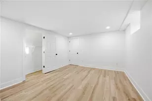 731 Quarterstaff Rd, Winston-Salem, NC 27104 - Photo 37