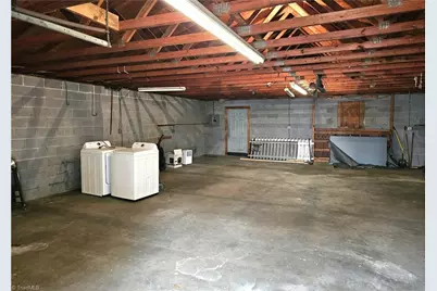 901 Grace Avenue, Burlington, NC 27217 - Photo 5