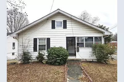 901 Grace Avenue, Burlington, NC 27217 - Photo 1