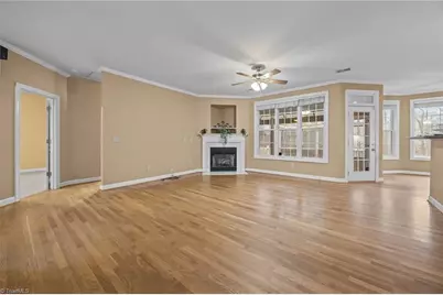 308 Canterbury Drive, High Point, NC 27262 - Photo 3