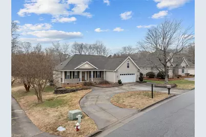 308 Canterbury Drive, High Point, NC 27262 - Photo 39