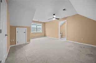 308 Canterbury Dr, High Point, NC 27262 - Photo 23