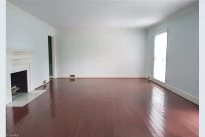 801 W Parkway Avenue, High Point, NC 27262 - Photo 7