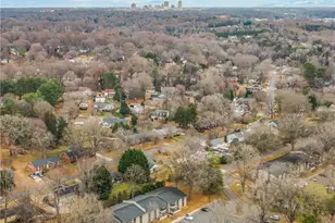 2250 Sunderland Rd, Winston-Salem, NC 27103 - Photo 7