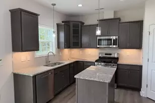 1312 Dandridge Dr, Kernersville, NC 27284 - Photo 3