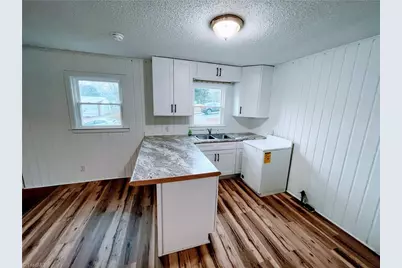 1621 E 23rd Street, Winston-Salem, NC 27105 - Photo 11