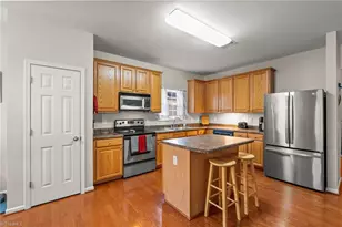 4114 Pepperbush Dr, Greensboro, NC 27405 - Photo 7