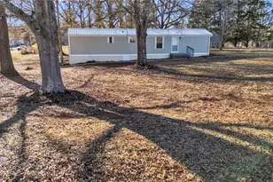 4179 Deerfield Dr, Maiden, NC 28650 - Photo 5