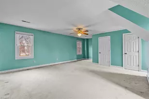 8 Knoll Brook Ct, Greensboro, NC 27407 - Photo 19