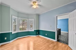 8 Knoll Brook Ct, Greensboro, NC 27407 - Photo 9