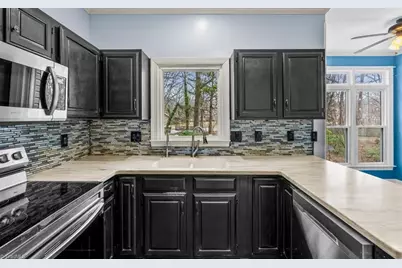 8 Knoll Brook Court, Greensboro, NC 27407 - Photo 11