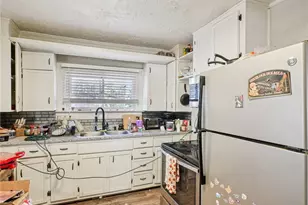 715 Baker Rd, High Point, NC 27263 - Photo 5