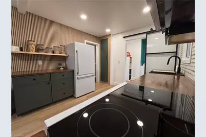 905 N Elam Avenue, Greensboro, NC 27408 - Photo 11