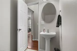 2313 Hartfield Cir, Winston-Salem, NC 27103 - Photo 15