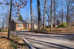 224 Lake Dr E, Thomasville, NC 27360 - Photo 5