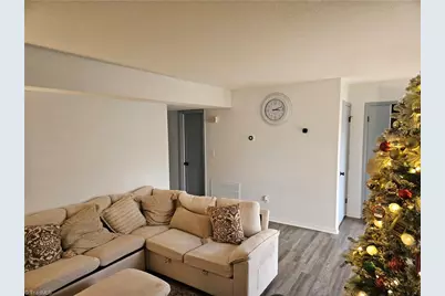 303 Lamplighter Circle, Winston-Salem, NC 27104 - Photo 3