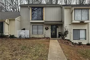 303 Lamplighter Cir, Winston-Salem, NC 27104 - Photo 1