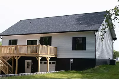 129 E Oakdale Street, Mount Airy, NC 27030 - Photo 3