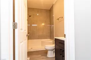 129 E Oakdale St, Mount Airy, NC 27030 - Photo 13