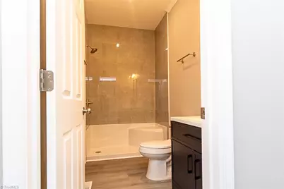 129 E Oakdale Street, Mount Airy, NC 27030 - Photo 17