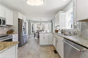 7640 Abington Dr, Kernersville, NC 27284 - Photo 5