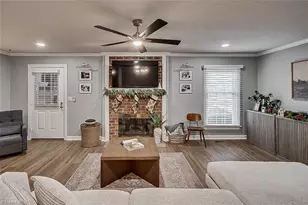 330 W Presnell St, Asheboro, NC 27203 - Photo 9