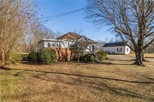 814 Martin St, Eden, NC 27288 - Photo 3