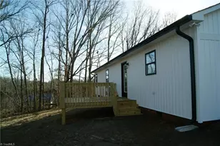 480 Watford Rd, Thomasville, NC 27360 - Photo 17