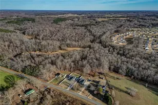 8402 Spearman Rd, Reidsville, NC 27320 - Photo 39